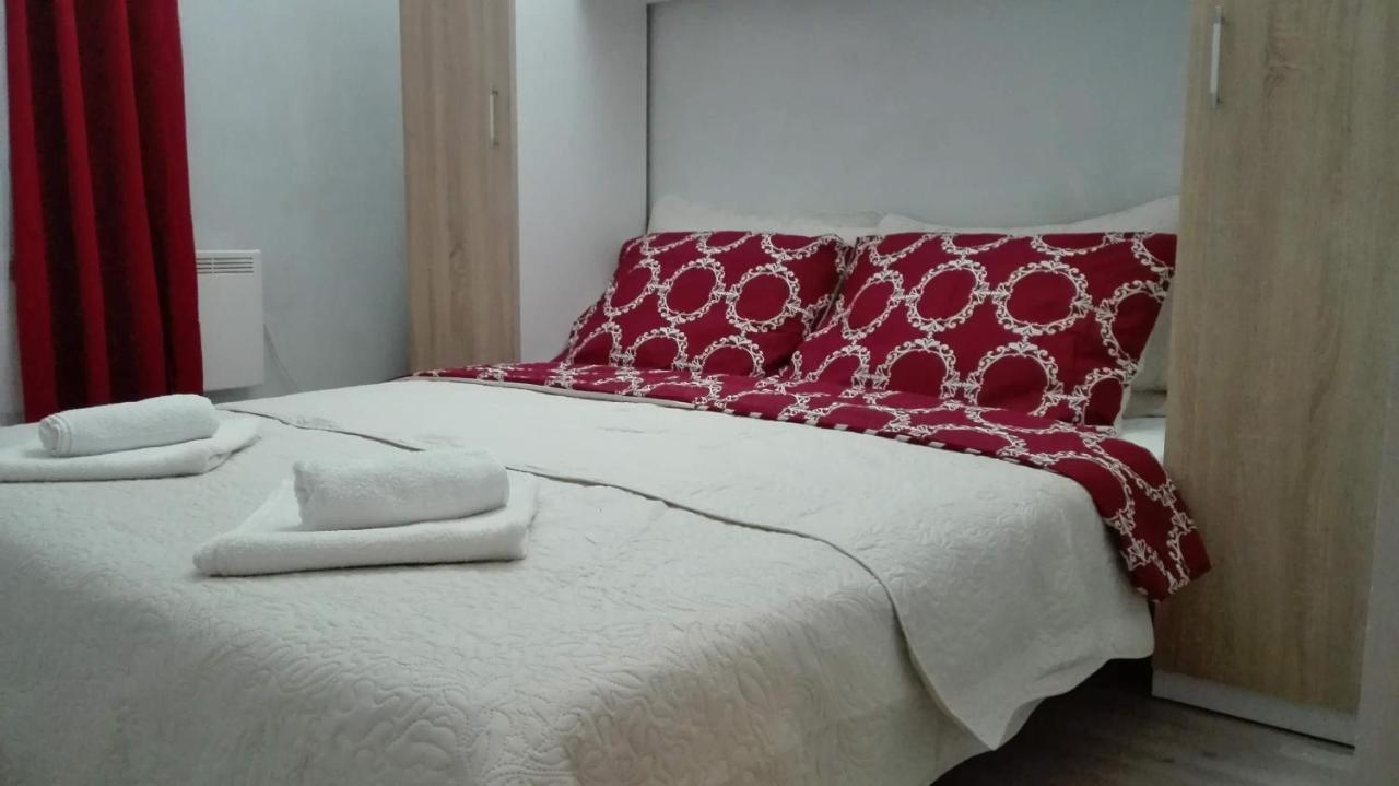 Apartmani Zoran Bilic Промайна Екстериор снимка